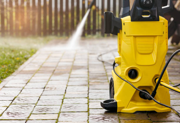 Best Pool Deck Cleaning  in Essex Village, CT